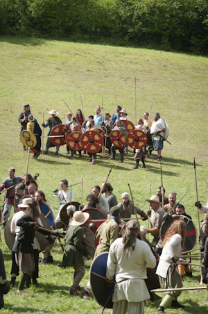 Unit of Finnish Vanguard combatans grouping up behind fighting line
